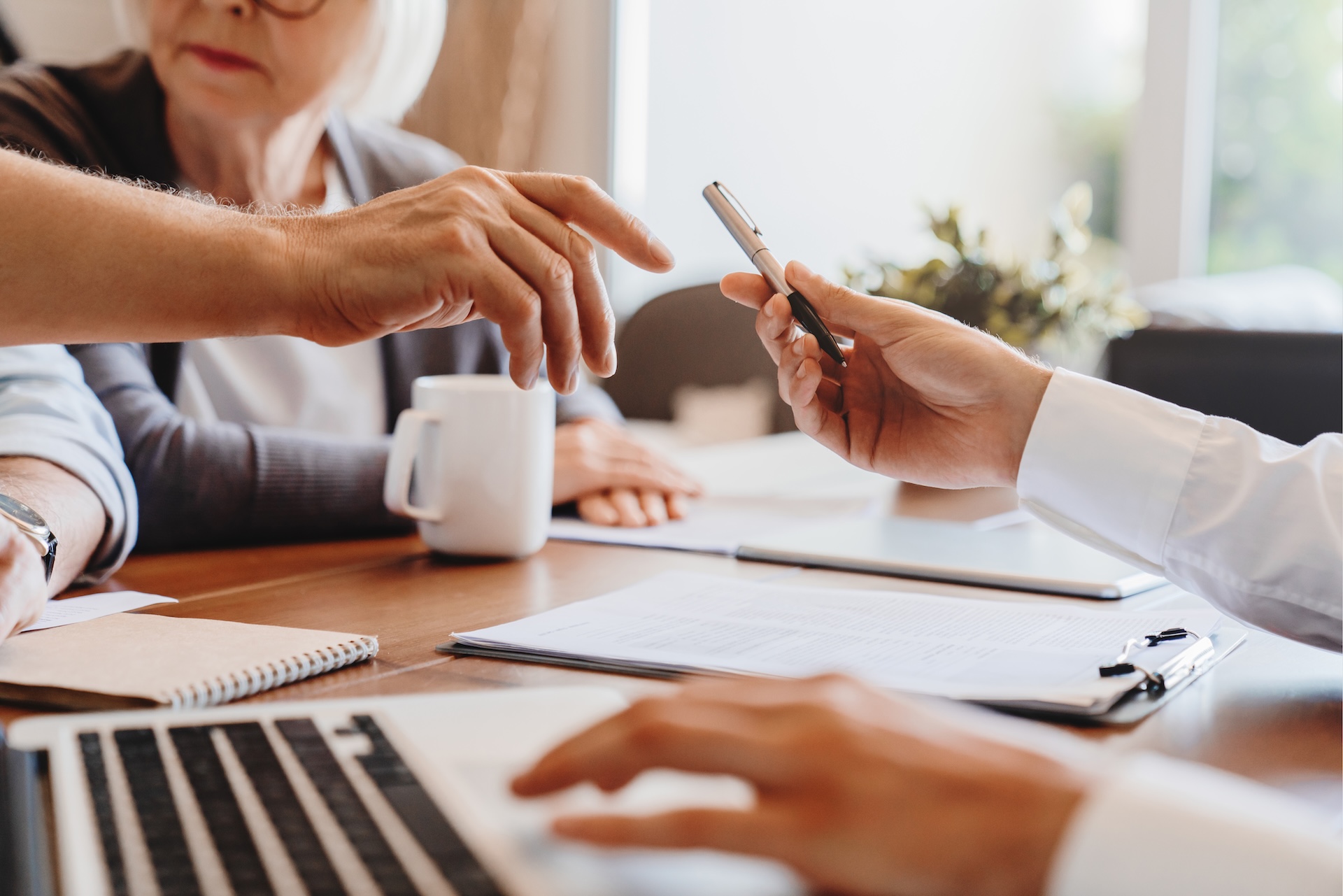 Jak uzyskać akt zgonu? Kto go może uzyskać?